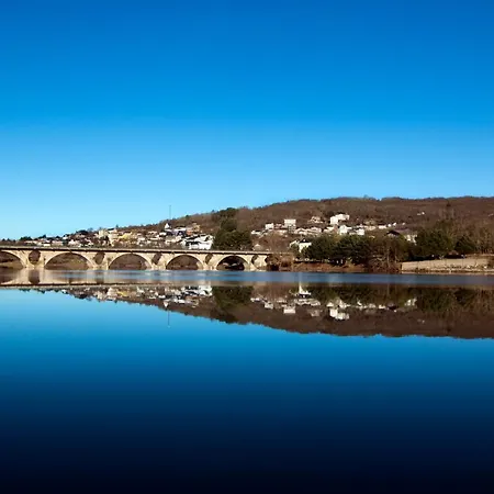 Semesterbostad Morena *